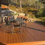 Unik Med 12 Soveplsser Pa Senja - Egen 別荘 *