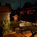 Unik Med 12 Soveplsser Pa Senja - Egen 別荘 Hofsoy